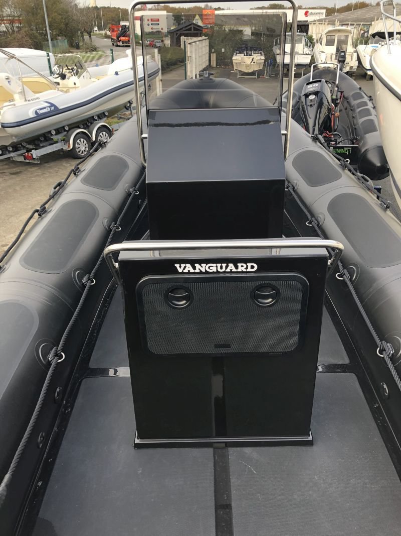 Vanguard 660 neuf 2021
Semi rigide neuf 6 mètres 
Semi-rigide occasion 6 mètres
Moteur 150 Cv Mercury Pro Xs 
GPS Garmin 7 pouces
GPS Lowrance 7 pouces 
GPS Humminbird 7 pouces  
Remorque neuve 
Remorque occasion 